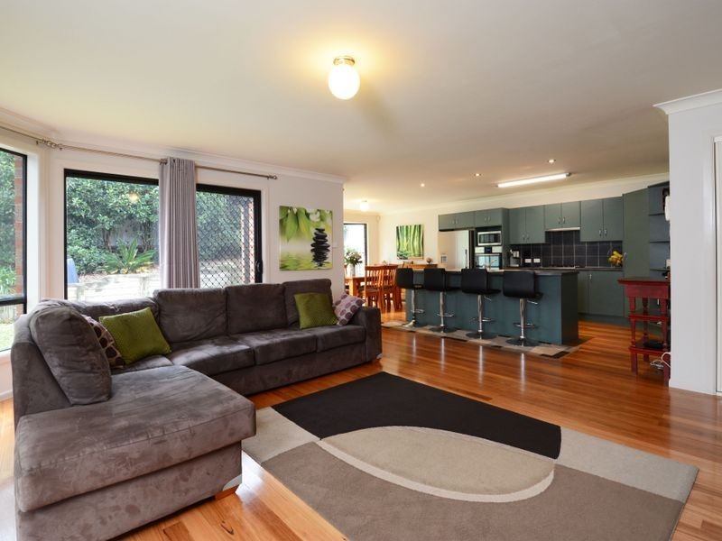 6 Plumeria Place, Valentine NSW 2280