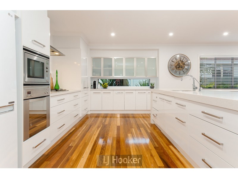8 Arbutus Street, Valentine NSW 2280