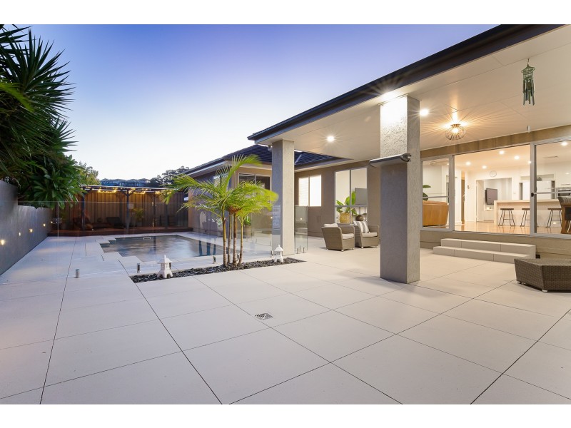 8 Arbutus Street, Valentine NSW 2280