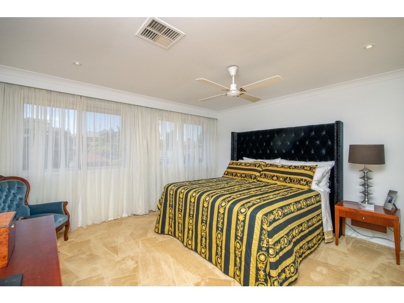 14 Dulungra Avenue, Belmont North NSW 2280