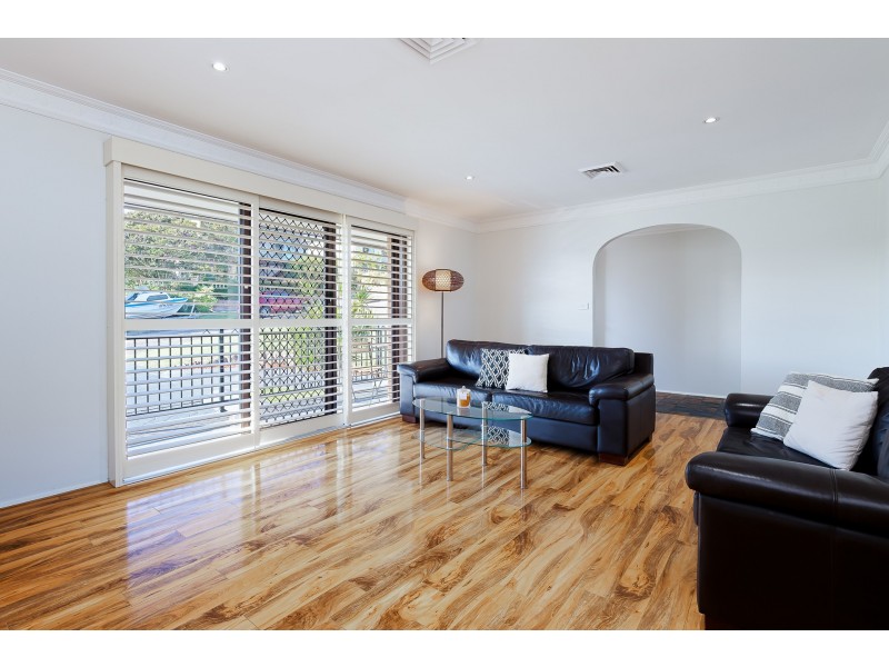 10 Valiant Avenue, Valentine NSW 2280