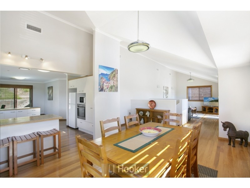 30 Christopher Avenue, Valentine NSW 2280