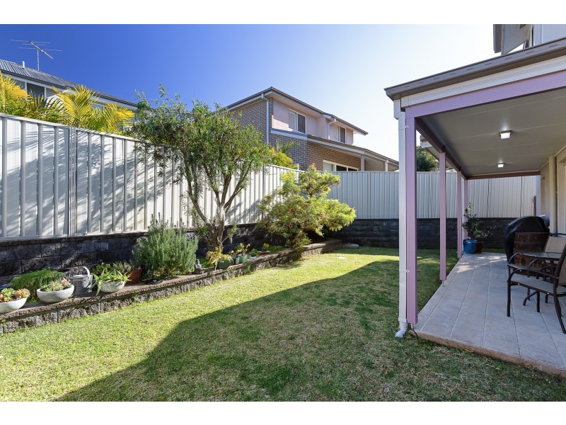 2 Siloam Drive, Belmont North NSW 2280