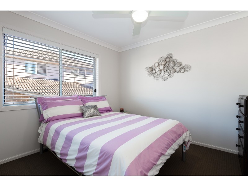 2 Siloam Drive, Belmont North NSW 2280