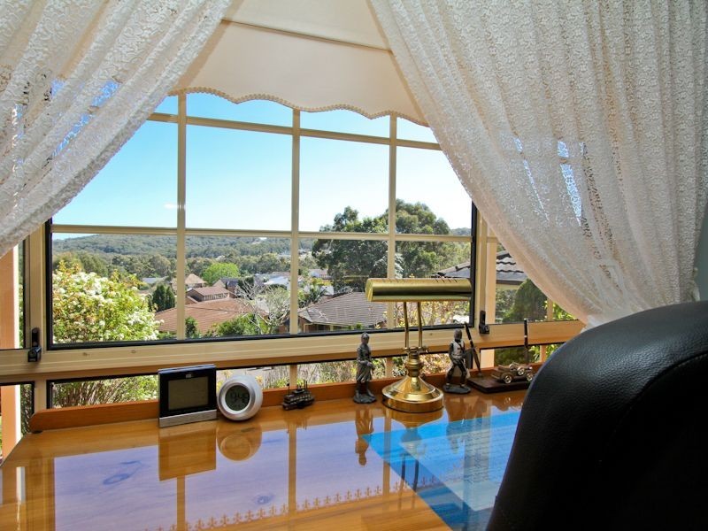 8 Grosvenor Place, Valentine NSW 2280