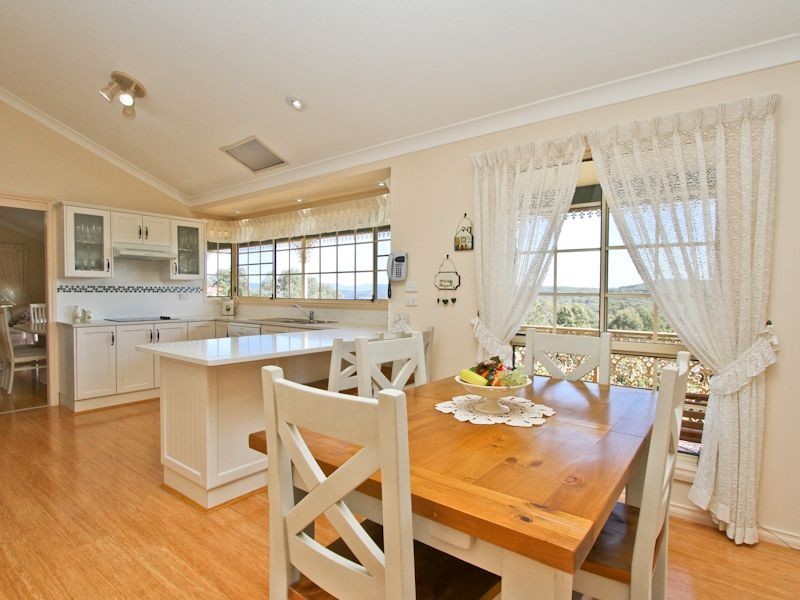 8 Grosvenor Place, Valentine NSW 2280