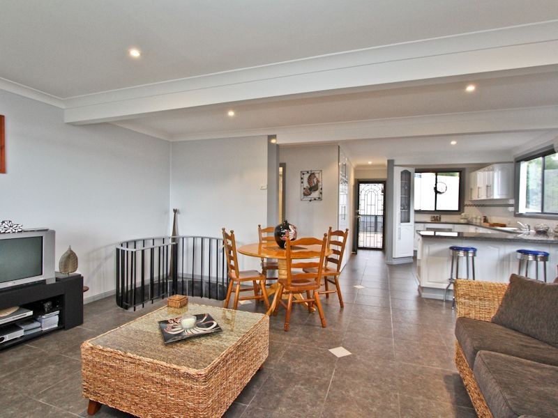 82 Marine Parade, Nords Wharf NSW 2281