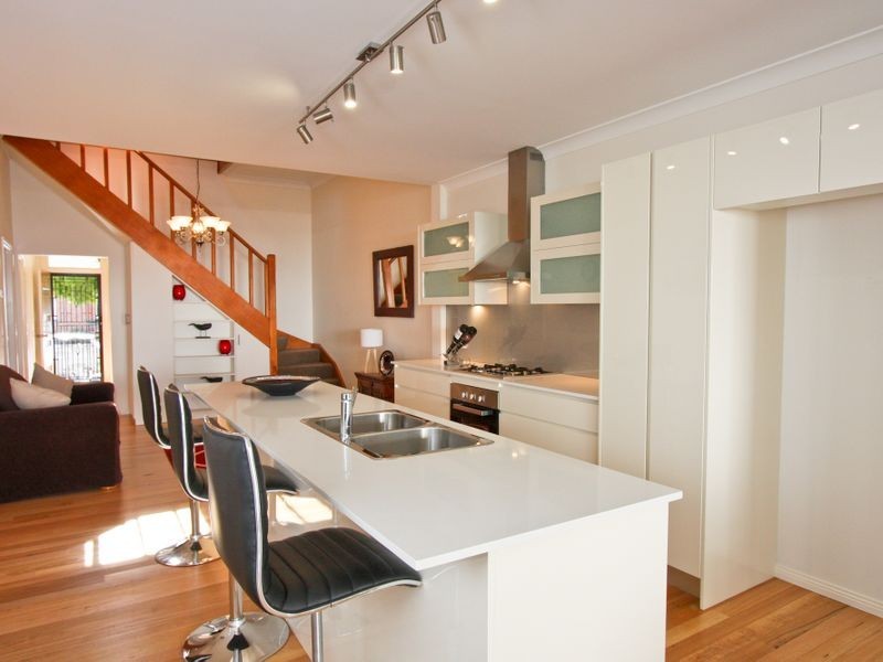 89 Cleary Street, Hamilton NSW 2303