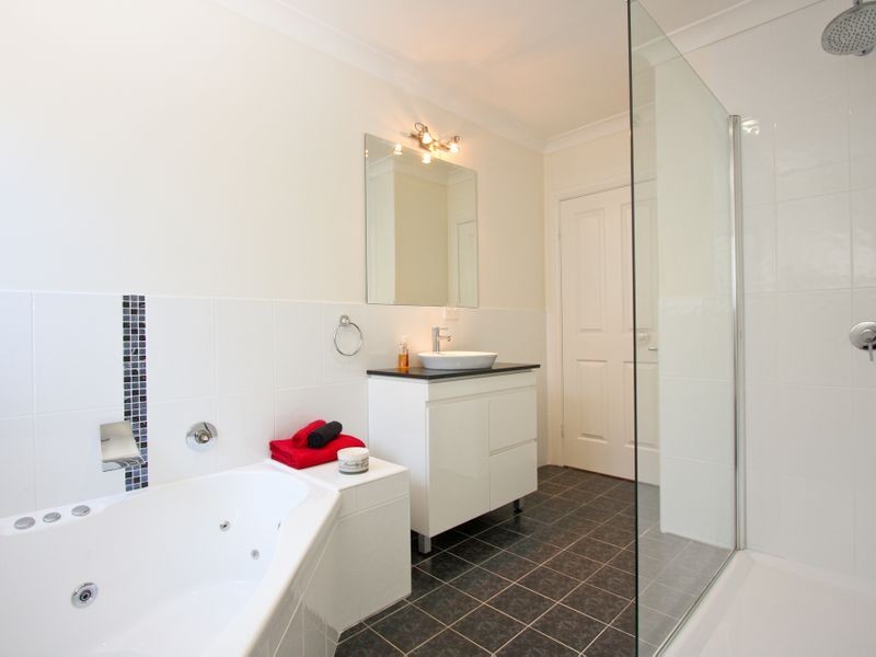 89 Cleary Street, Hamilton NSW 2303