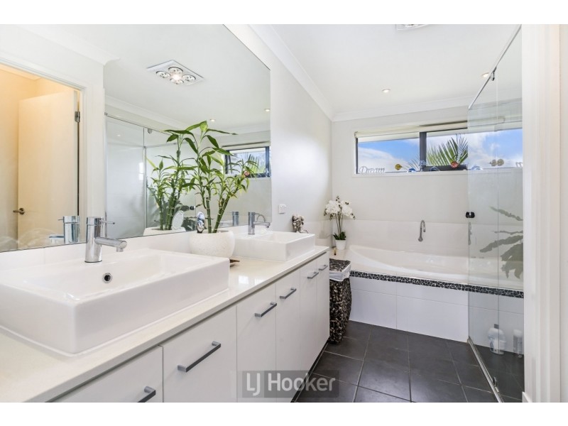 59 John Darling Avenue, Belmont North NSW 2280