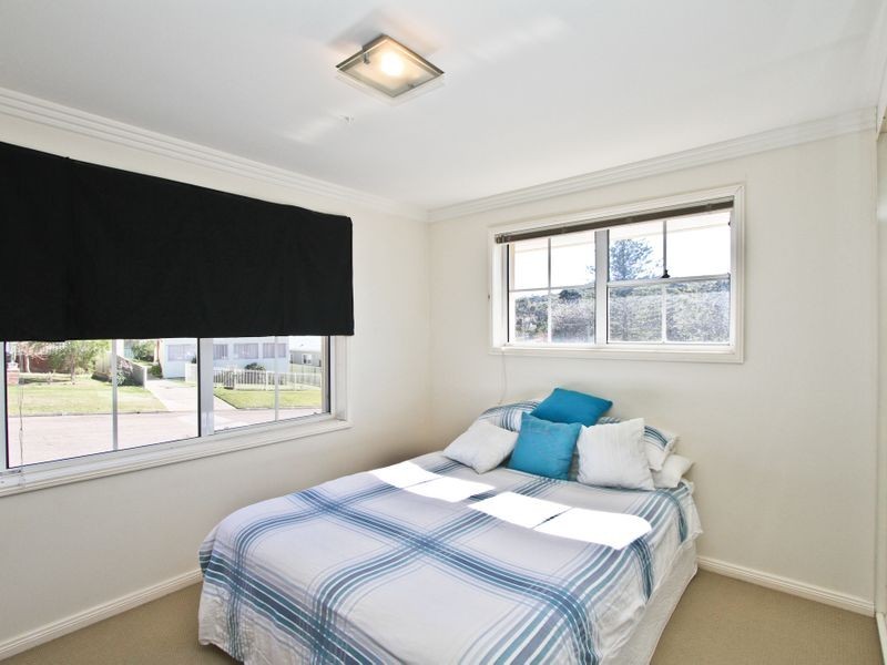 2 Jean Street, Belmont NSW 2280