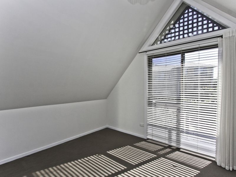 1 Toonibal Avenue, Eleebana NSW 2282