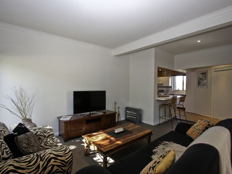 1 Toonibal Avenue, Eleebana NSW 2282