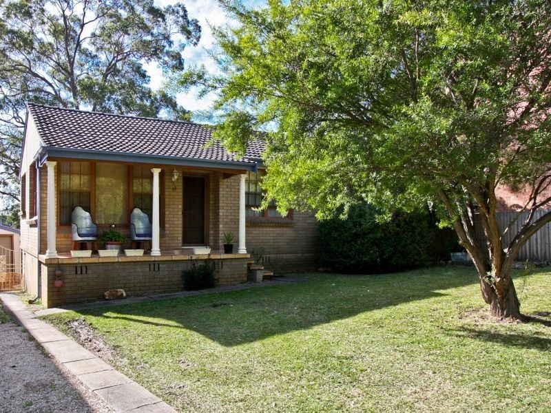 13 Werona Crescent, Valentine NSW 2280