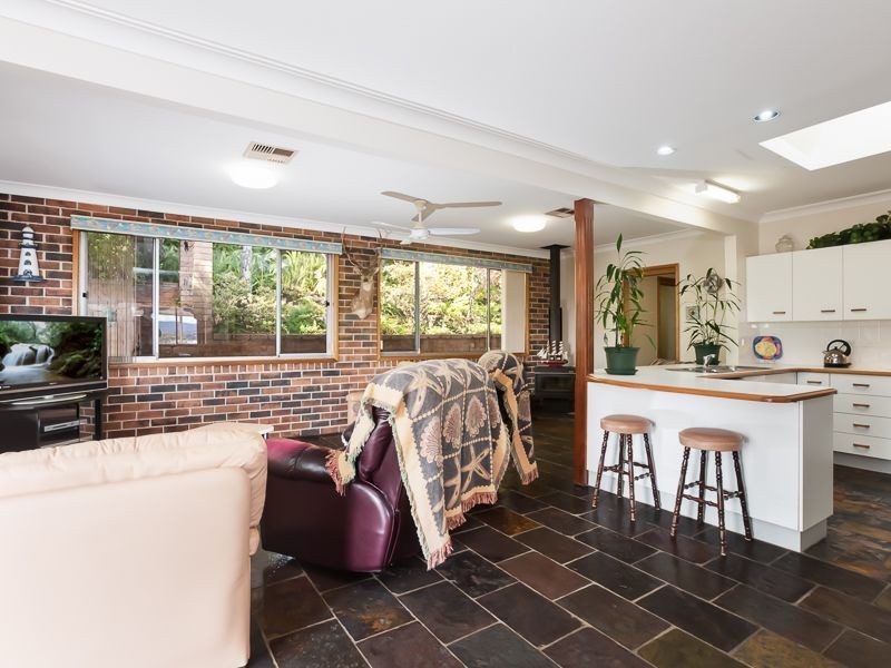 64 Victor Avenue, Valentine NSW 2280