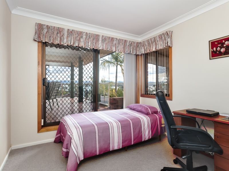 64 Victor Avenue, Valentine NSW 2280