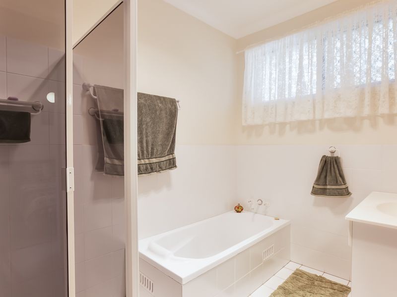 64 Victor Avenue, Valentine NSW 2280