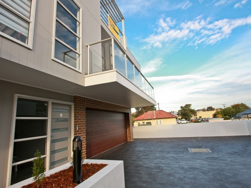 8/10-12 John Street, Warners Bay NSW 2282