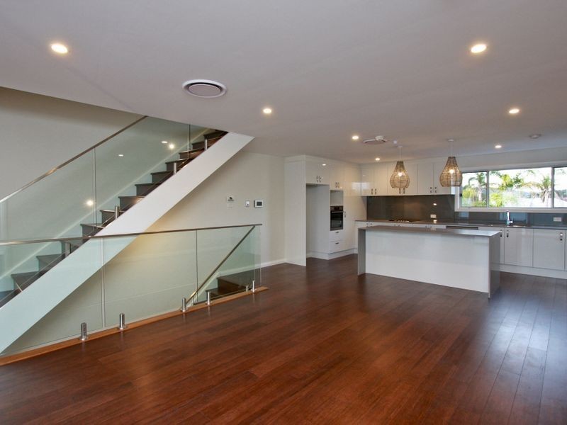 8/10-12 John Street, Warners Bay NSW 2282