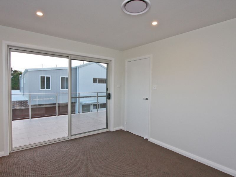 8/10-12 John Street, Warners Bay NSW 2282