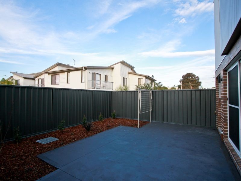 8/10-12 John Street, Warners Bay NSW 2282