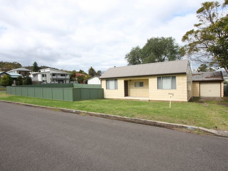 6 Nord Street, Speers Point NSW 2284