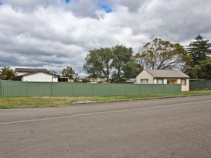 6 Nord Street, Speers Point NSW 2284