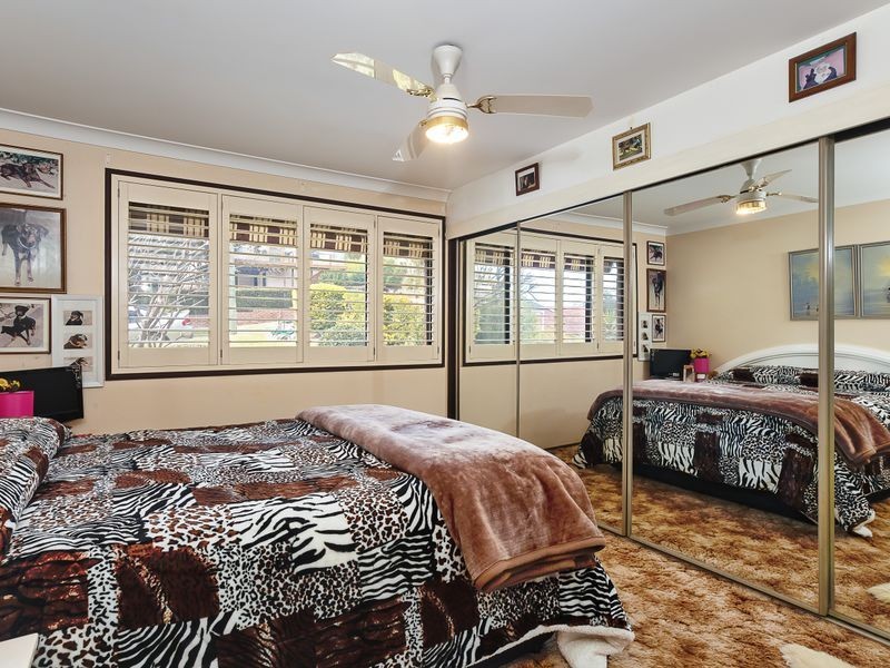 10 Valiant Avenue, Valentine NSW 2280