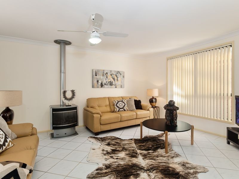 124 Regal Way, Valentine NSW 2280