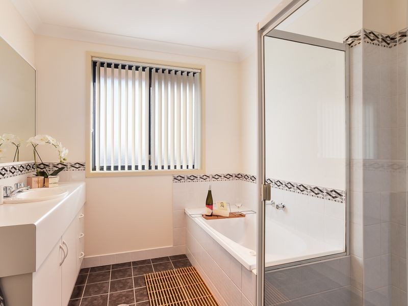 124 Regal Way, Valentine NSW 2280