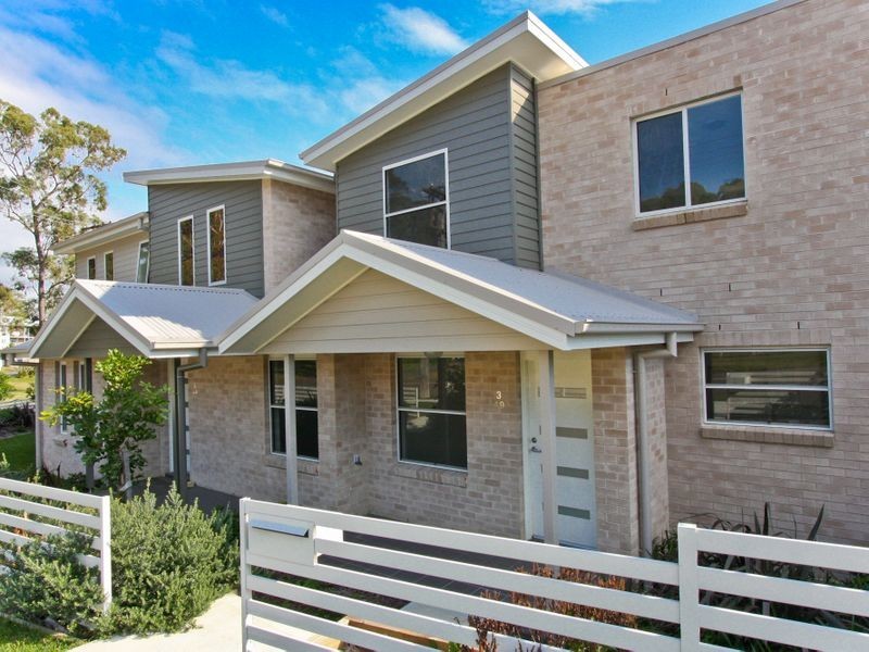 3/49 Lurnea Crescent, Valentine NSW 2280