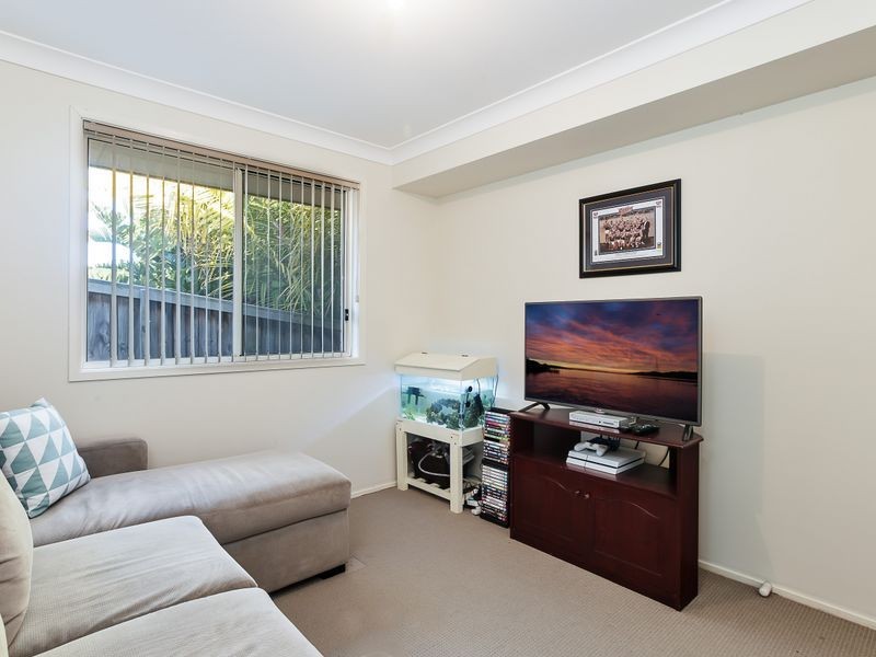 7 Harmony Crescent, Mount Hutton NSW 2290