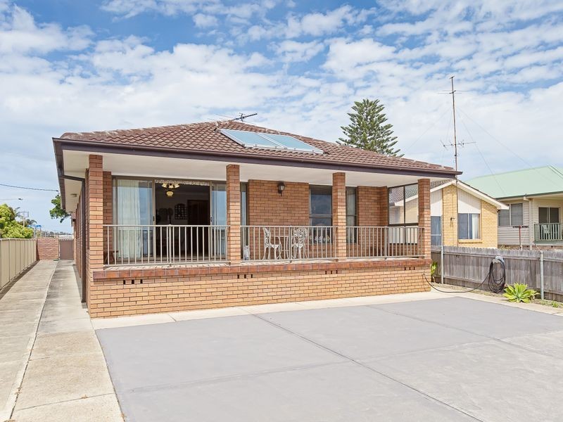 21 Village Bay Close, Marks Point NSW 2280