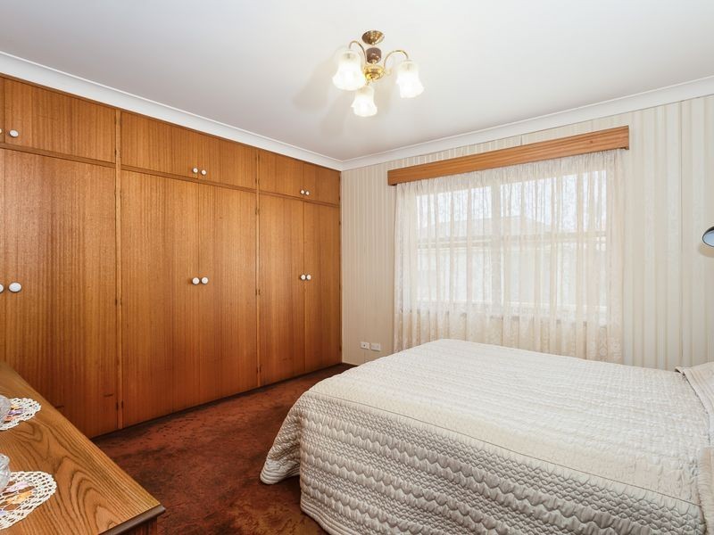 21 Village Bay Close, Marks Point NSW 2280