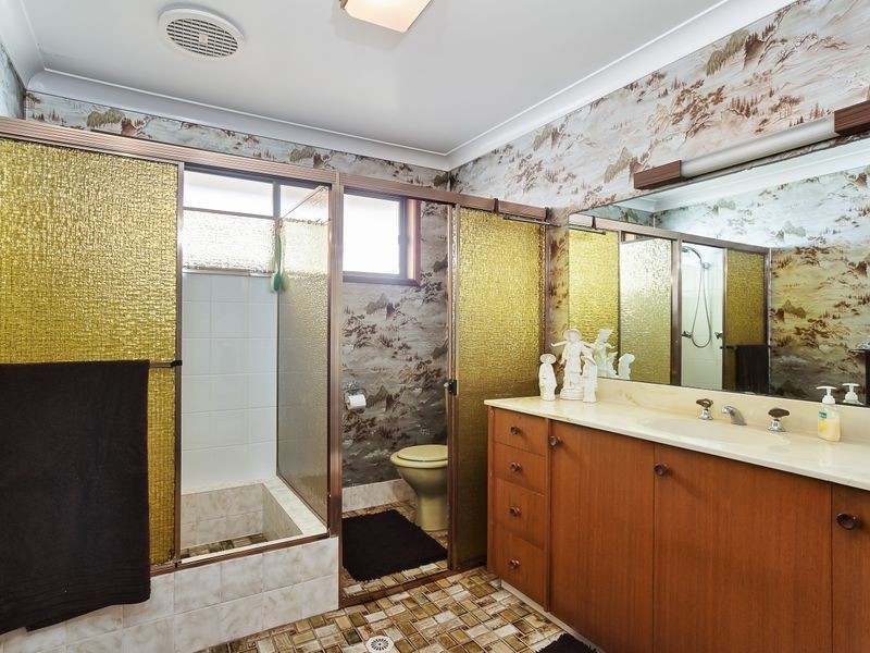 21 Village Bay Close, Marks Point NSW 2280