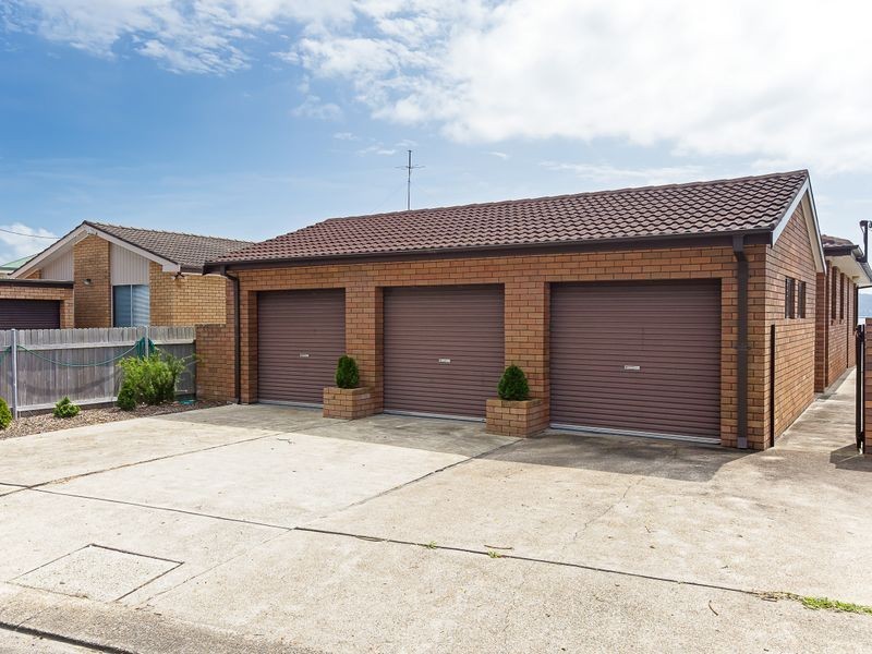 21 Village Bay Close, Marks Point NSW 2280