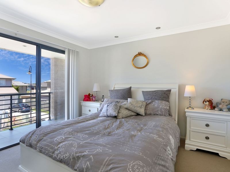 19 Siloam Drive, Belmont North NSW 2280