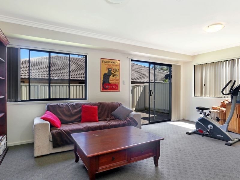 2 Plumeria Place, Valentine NSW 2280