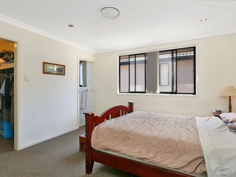 2 Plumeria Place, Valentine NSW 2280