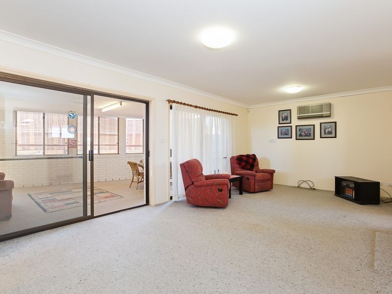 1/38 Berringar Road, Valentine NSW 2280