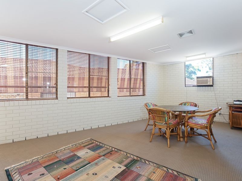 1/38 Berringar Road, Valentine NSW 2280