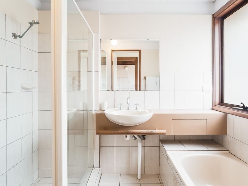 25 Seaview Close, Eleebana NSW 2282