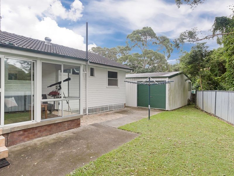 3 Croudace Bay Road, Belmont NSW 2280
