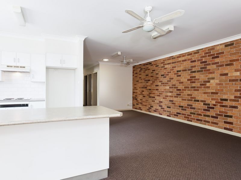 9 The Crescent, Jesmond NSW 2299