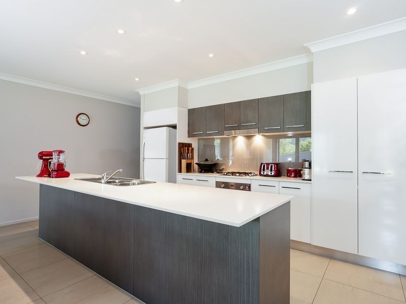 21 John Darling Avenue, Belmont North NSW 2280