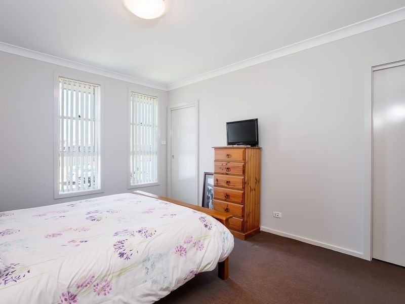 21 John Darling Avenue, Belmont North NSW 2280