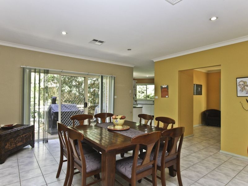 40 Cavalier Crescent, Valentine NSW 2280