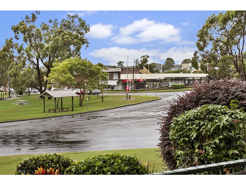 2/44 Allambee Place, Valentine NSW 2280
