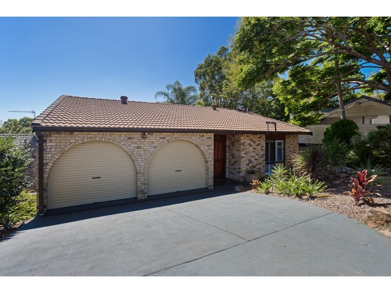 111 Andrew Road, Valentine NSW 2280
