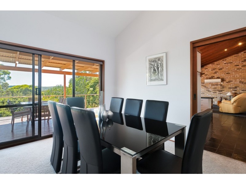 111 Andrew Road, Valentine NSW 2280